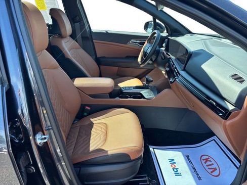 Certified 2026 Kia Sportage X-Line w/ X-Line Technology Package AWD/4WD image 11