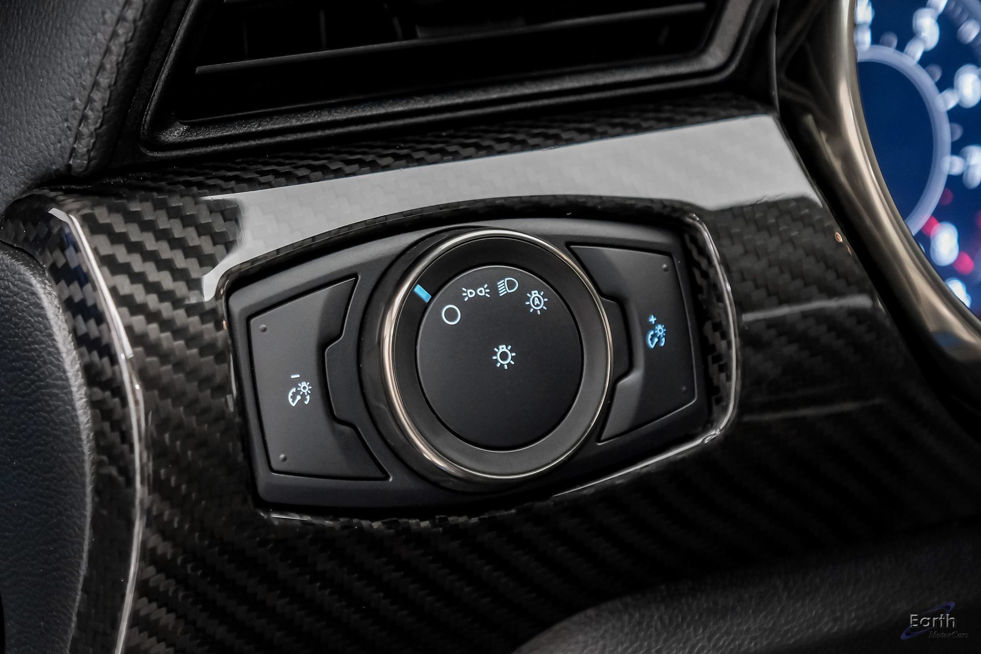 Used 2021 Ford Mustang Shelby GT500 w/ Carbon Fiber Track Pack RWD image 76