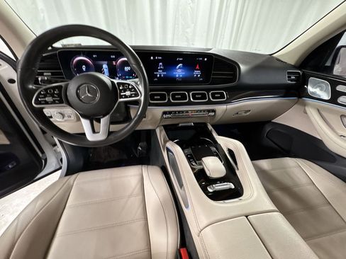 Used 2020 Mercedes-Benz GLE 580 GLE 580 w/ Parking Assist Package image 15