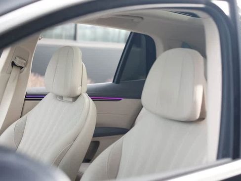 Certified 2023 Mercedes-Benz EQS 450+ 4MATIC SUV image 14