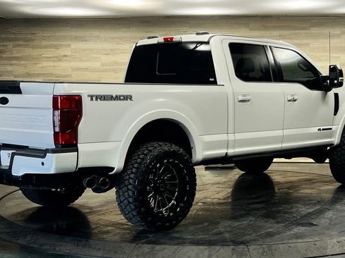 Used 2022 Ford F250 Lariat w/ Tremor Off-Road Package AWD/4WD image 11