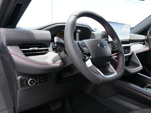 New 2026 Ford Explorer ST-Line w/ Premium Package RWD image 15