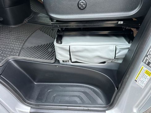 Used 2024 Mercedes-Benz Sprinter 3500 image 28