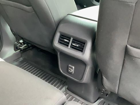 Certified 2019 Chevrolet Equinox LT FWD image 22