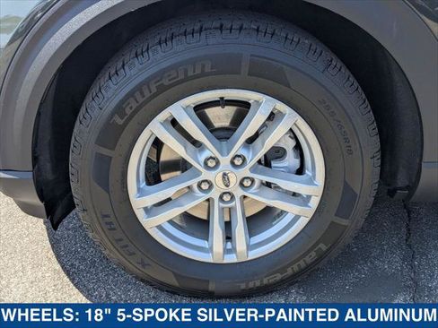 Used 2023 Ford Explorer XLT RWD image 9