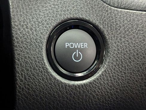 New 2026 Toyota Camry LE image 31