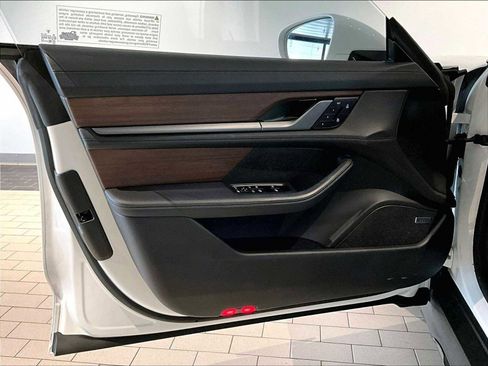 Used 2024 Porsche Taycan Turbo S image 26