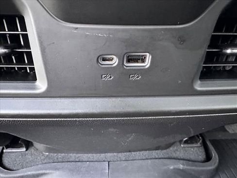 Certified 2022 Chevrolet Silverado 1500 RST image 16