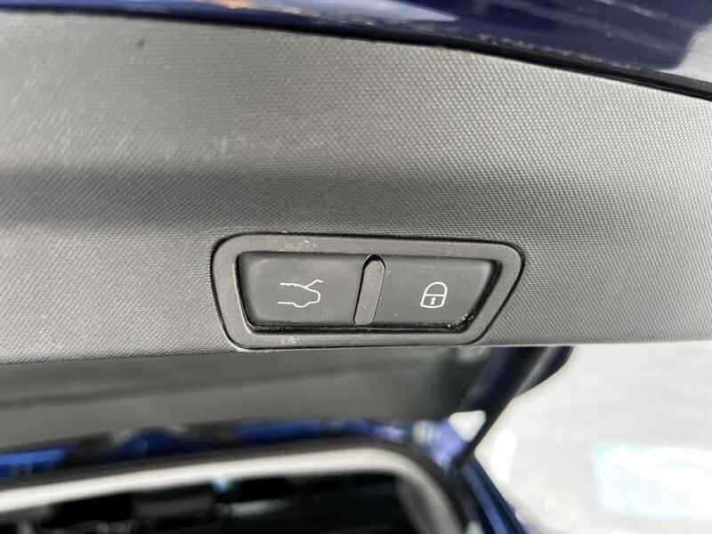 Used 2018 Alfa Romeo Stelvio AWD w/ Cold Weather Package image 22