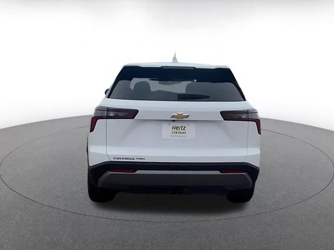 Used 2025 Chevrolet Equinox LT AWD/4WD image 12