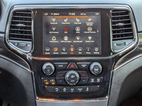 Certified 2021 Jeep Grand Cherokee Limited AWD/4WD image 17