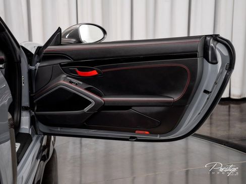 Used 2023 Porsche 718 Boxster T w/ 718 T Interior Package image 40