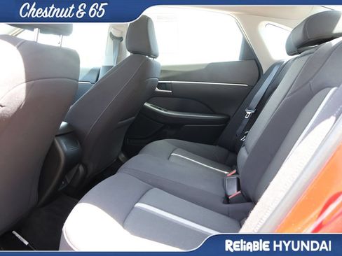 Certified 2025 Hyundai Sonata SEL FWD image 18