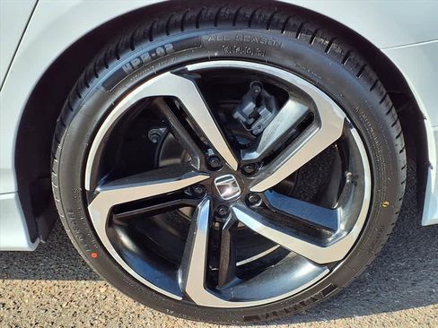 Used 2020 Honda Accord Sport image 9