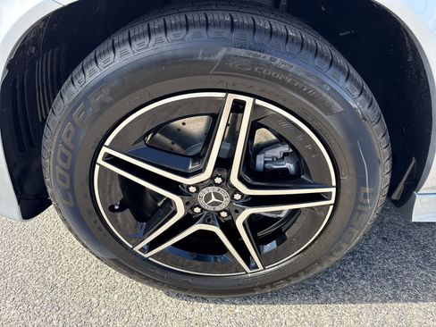 New 2026 Mercedes-Benz GLE 450 4MATIC image 9