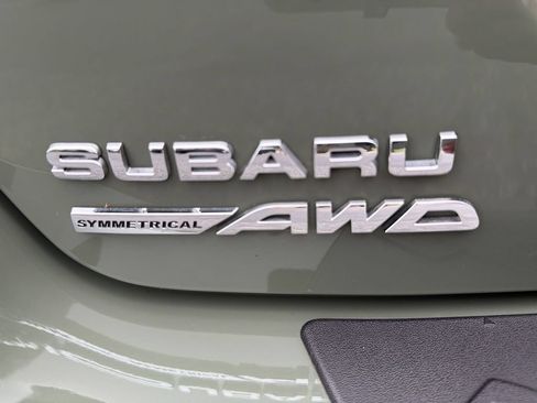 Used 2024 Subaru Crosstrek 2.5i Limited w/ Crosstrek Mirror Package AWD/4WD image 15