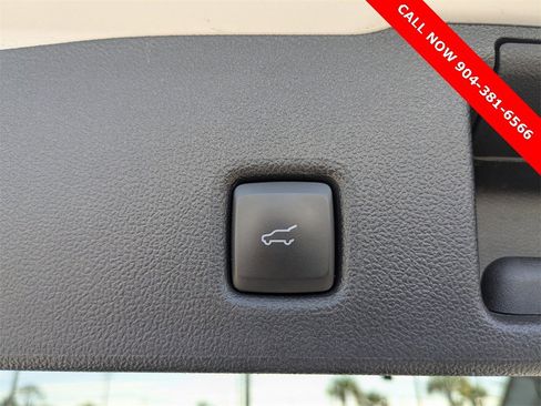 Used 2022 Ford Escape SEL w/ Technology Package image 14