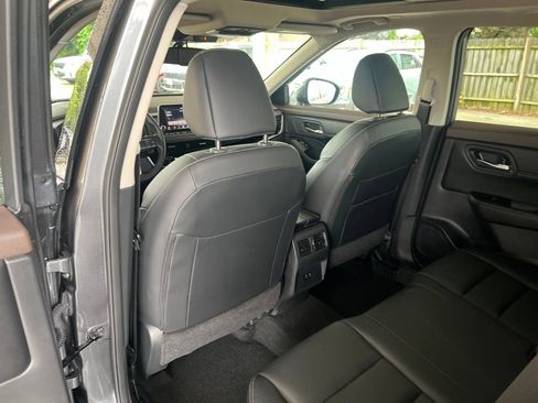 Certified 2023 Nissan Rogue SL AWD/4WD image 10