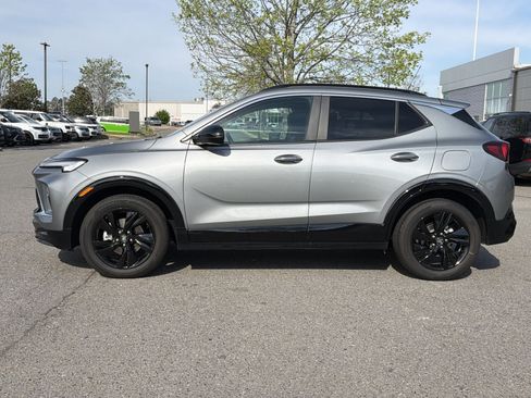 Used 2024 Buick Encore GX Sport Touring w/ Black Roof Package FWD image 2