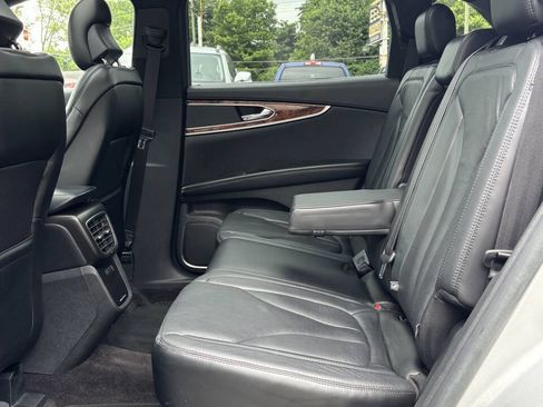 Used 2016 Lincoln MKX Reserve w/ Climate Package AWD/4WD image 13