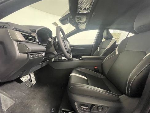 New 2026 Toyota Camry SE AWD/4WD image 9