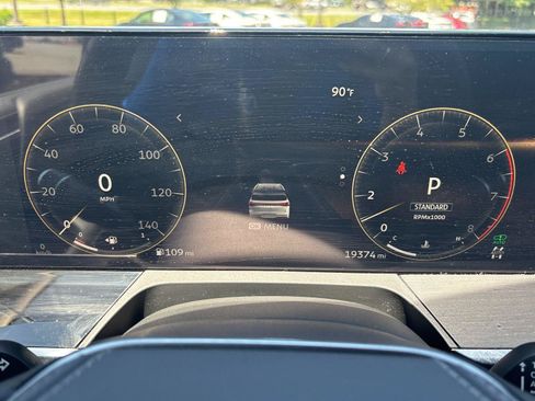 Used 2025 INFINITI QX80 Sensory AWD/4WD image 21
