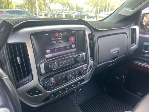 Used 2015 GMC Sierra 1500 SLT w/ SLT Crew Cab Value Package image 8