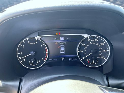 Used 2023 Nissan Altima 2.5 SL AWD/4WD image 12