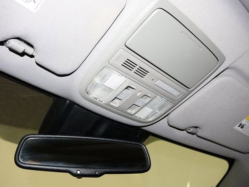 Used 2017 Honda CR-V EX-L image 23