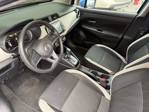 Used 2021 Nissan Versa SV FWD image 13