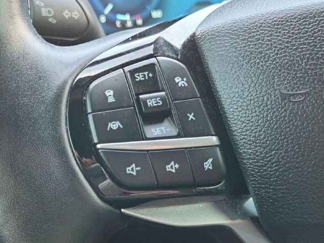 Used 2023 Ford Explorer Platinum w/ Technology Package AWD/4WD image 23
