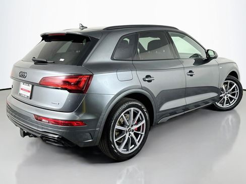 Used 2024 Audi Q5 e Premium Plus w/ Premium Plus Package AWD/4WD image 14