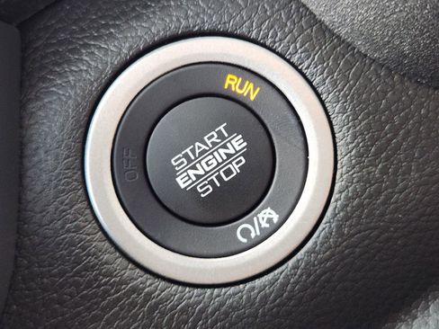 New 2026 RAM 2500 Tradesman w/ Chrome Appearance Group image 18