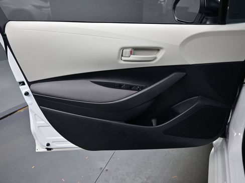 Used 2026 Toyota Corolla LE FWD image 9
