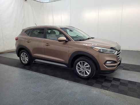 Used 2017 Hyundai Tucson SE AWD/4WD image 11