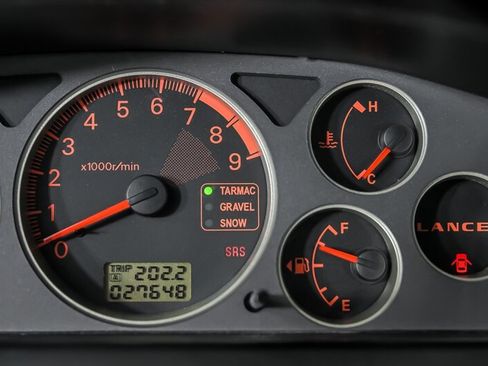 Used 2006 Mitsubishi Lancer Evolution AWD/4WD image 25