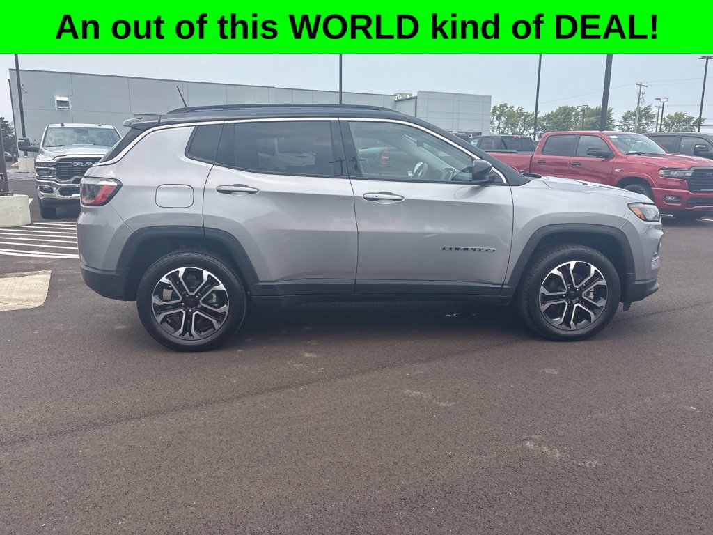 Certified 2022 Jeep Compass Limited w/ Sun and Sound Group AWD/4WD image 2