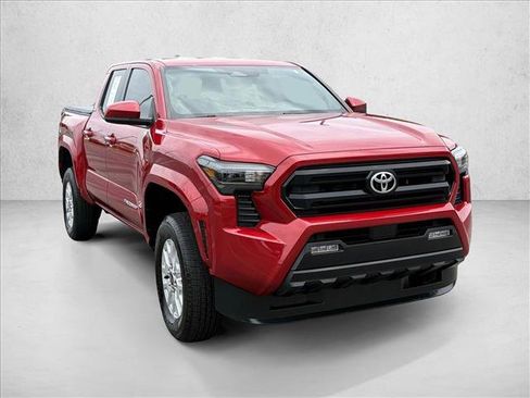 Certified 2025 Toyota Tacoma SR5 AWD/4WD image 3