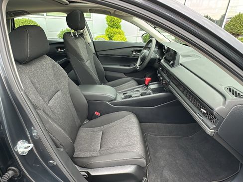 Used 2024 Honda Accord EX image 22