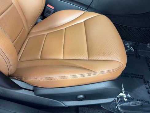 Used 2020 Mercedes-Benz C 300 Sedan image 41