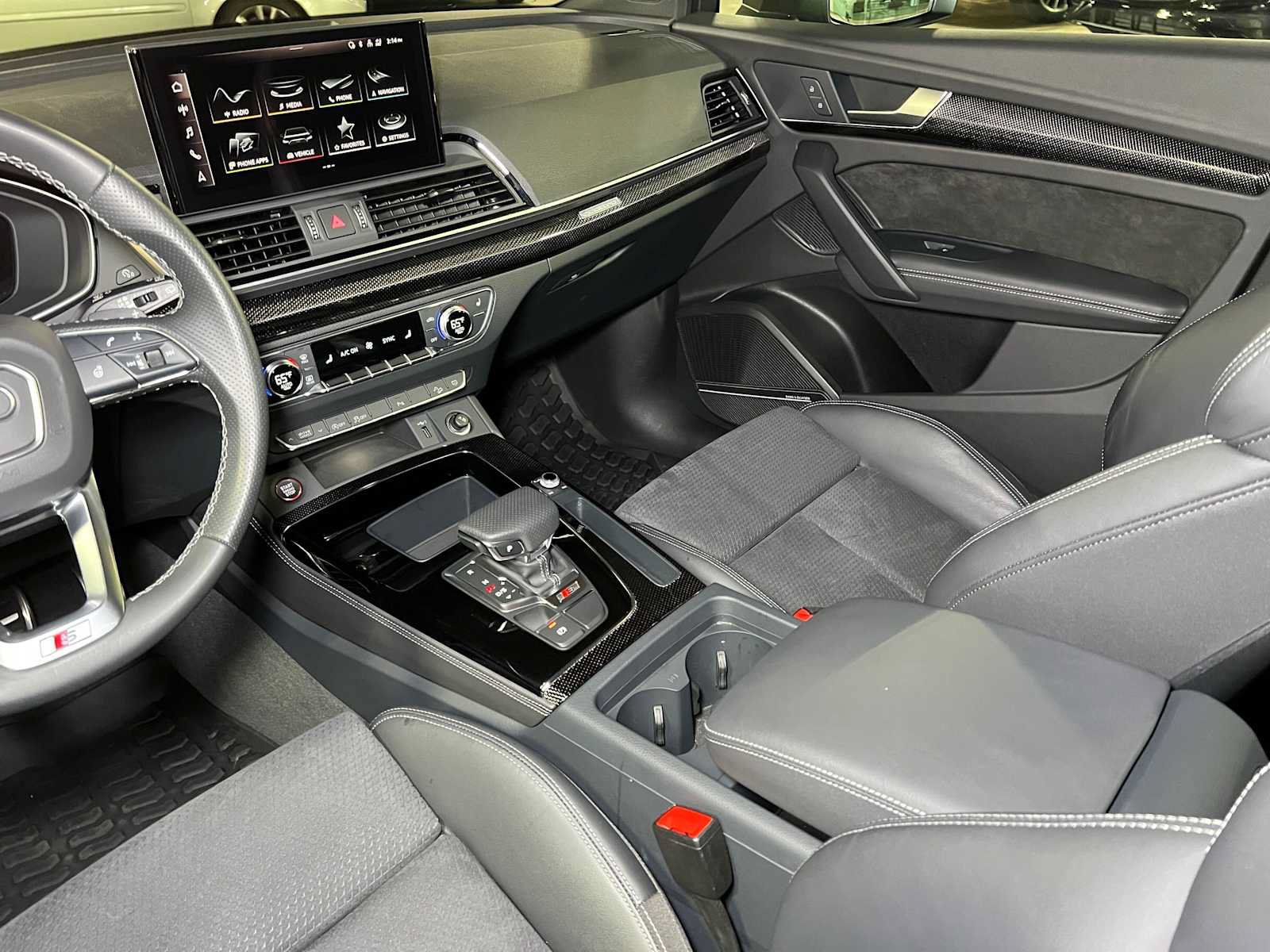 Used 2024 Audi SQ5 Premium Plus w/ Premium Plus Package AWD/4WD image 39
