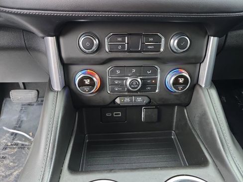 Certified 2021 GMC Yukon SLE image 16