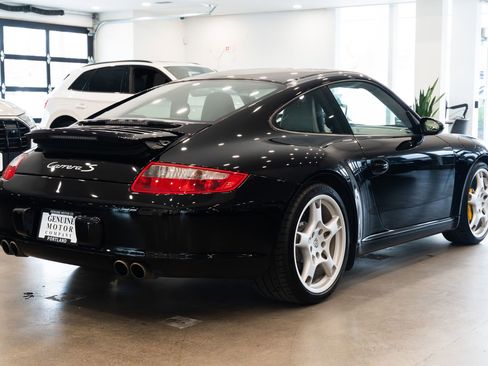 Used 2005 Porsche 911 Carrera S image 4