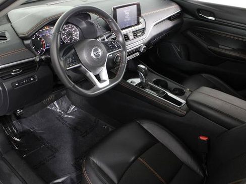 Certified 2022 Nissan Altima 2.5 SR image 17