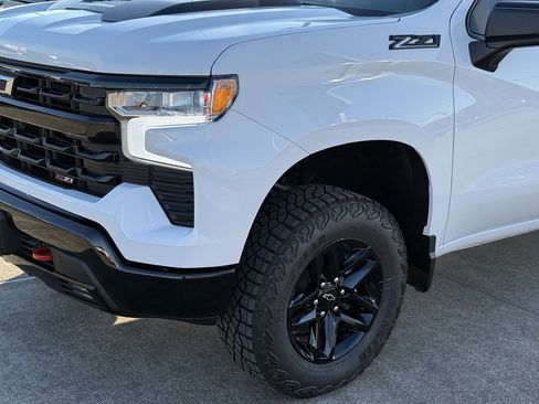 New 2026 Chevrolet Silverado 1500 LT Trail Boss w/ LPO, Dark Essentials Package image 2
