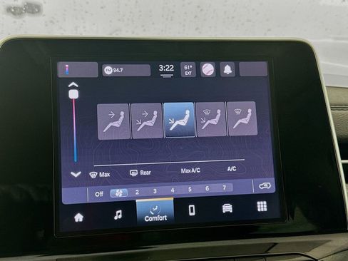 Used 2022 Jeep Compass Latitude image 15