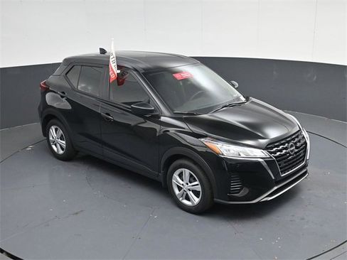 Used 2025 Nissan Kicks Play S image 38