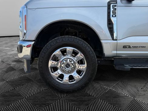 Certified 2023 Ford F350 Lariat w/ Chrome Package image 14