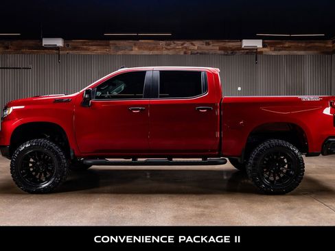 Used 2024 Chevrolet Silverado 1500 LT Trail Boss w/ Convenience Package II AWD/4WD image 6