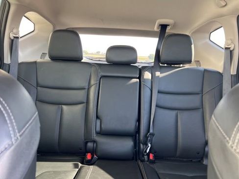 Used 2023 Nissan Murano SL image 12